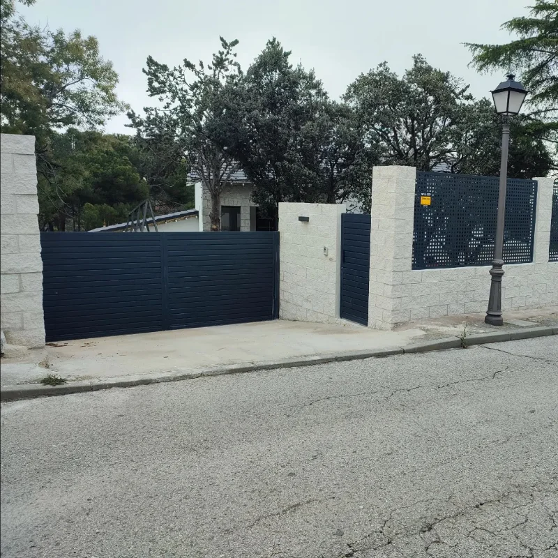 servicios de jimecor instalación de puertas automáticas, automatismos, pérgolas y vallados
